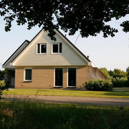 Lush Holiday Villa At Lovely Location In Zeewolde Buitenkant foto