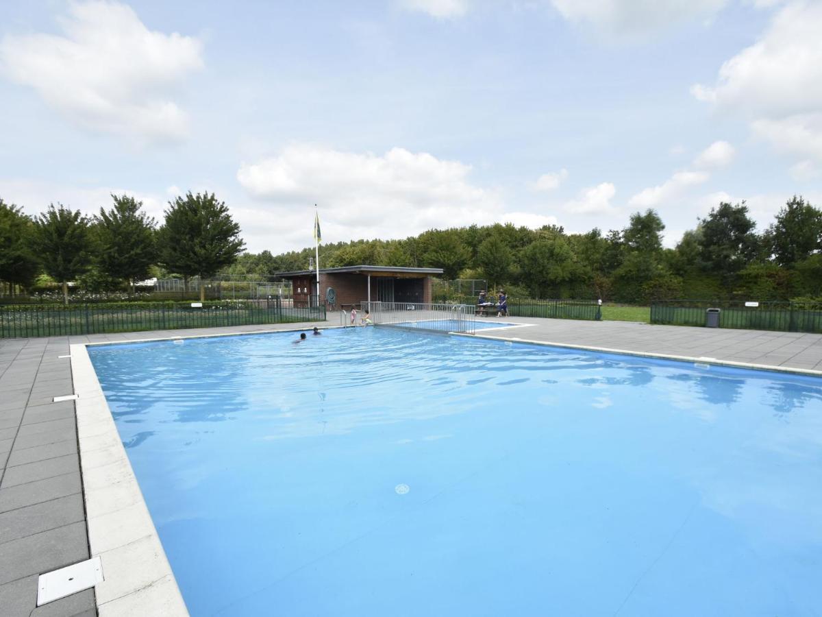 Lush Holiday Villa At Lovely Location In Zeewolde Buitenkant foto