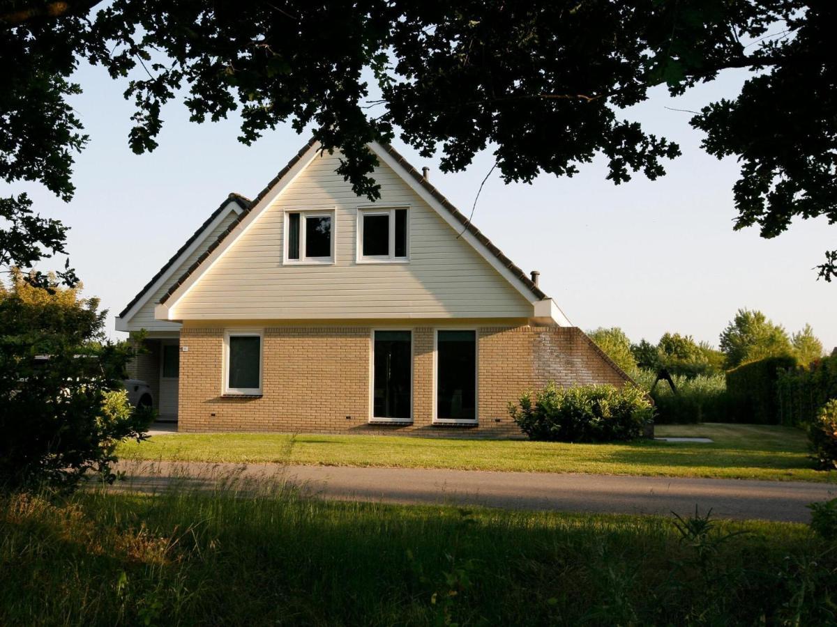 Lush Holiday Villa At Lovely Location In Zeewolde Buitenkant foto