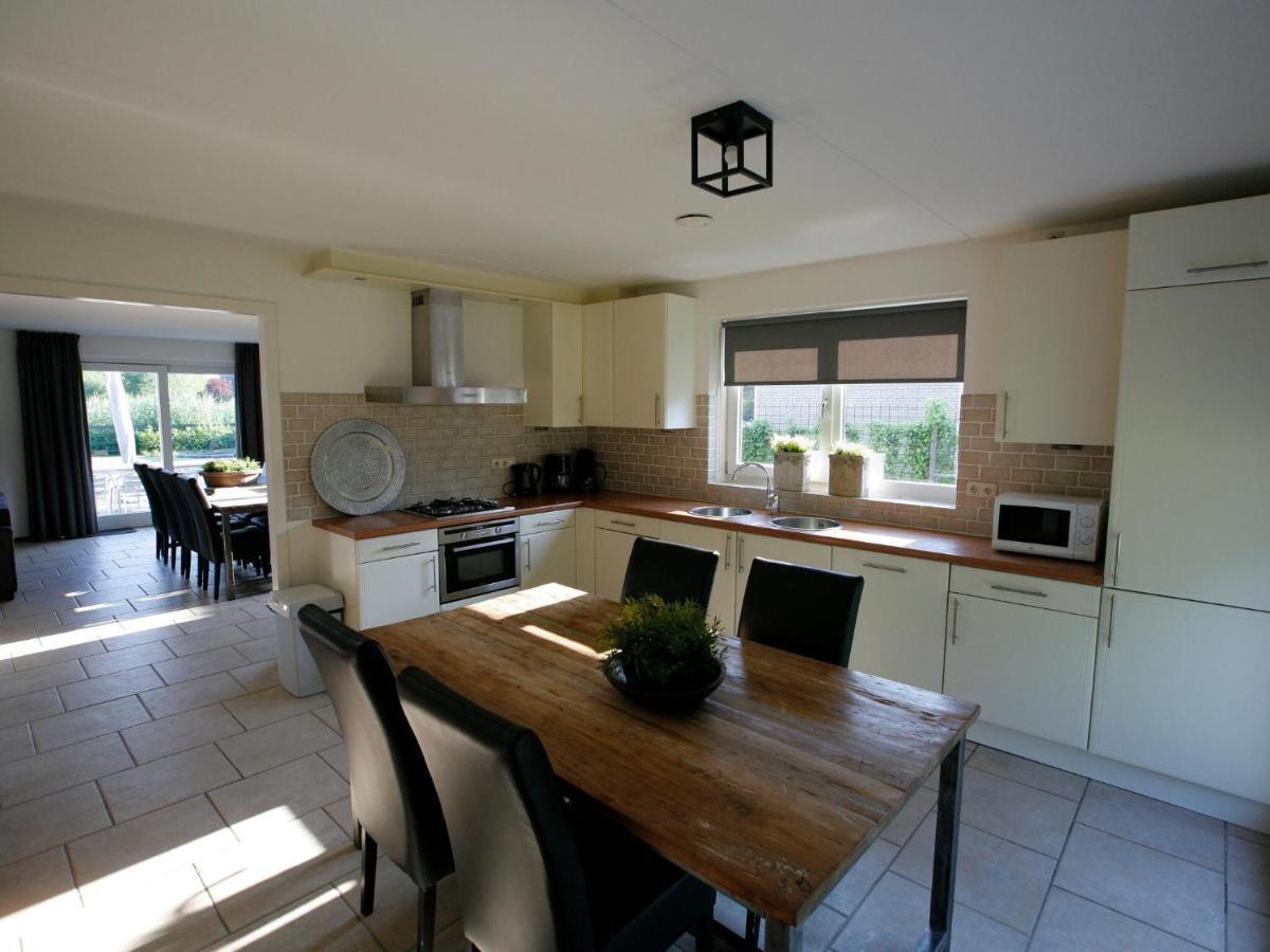 Lush Holiday Villa At Lovely Location In Zeewolde Buitenkant foto